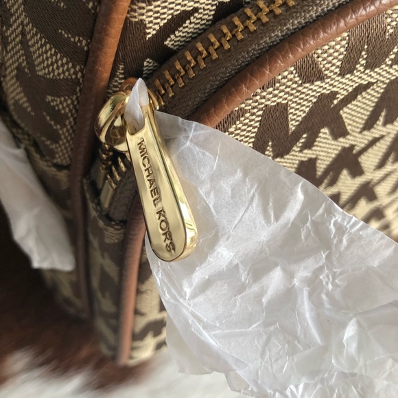 SOLD Michael Kors ABBEY backpack XS - Picture 3 of 7